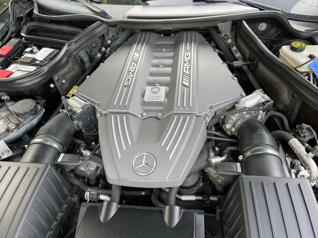 Mercedes-Benz SLS AMG