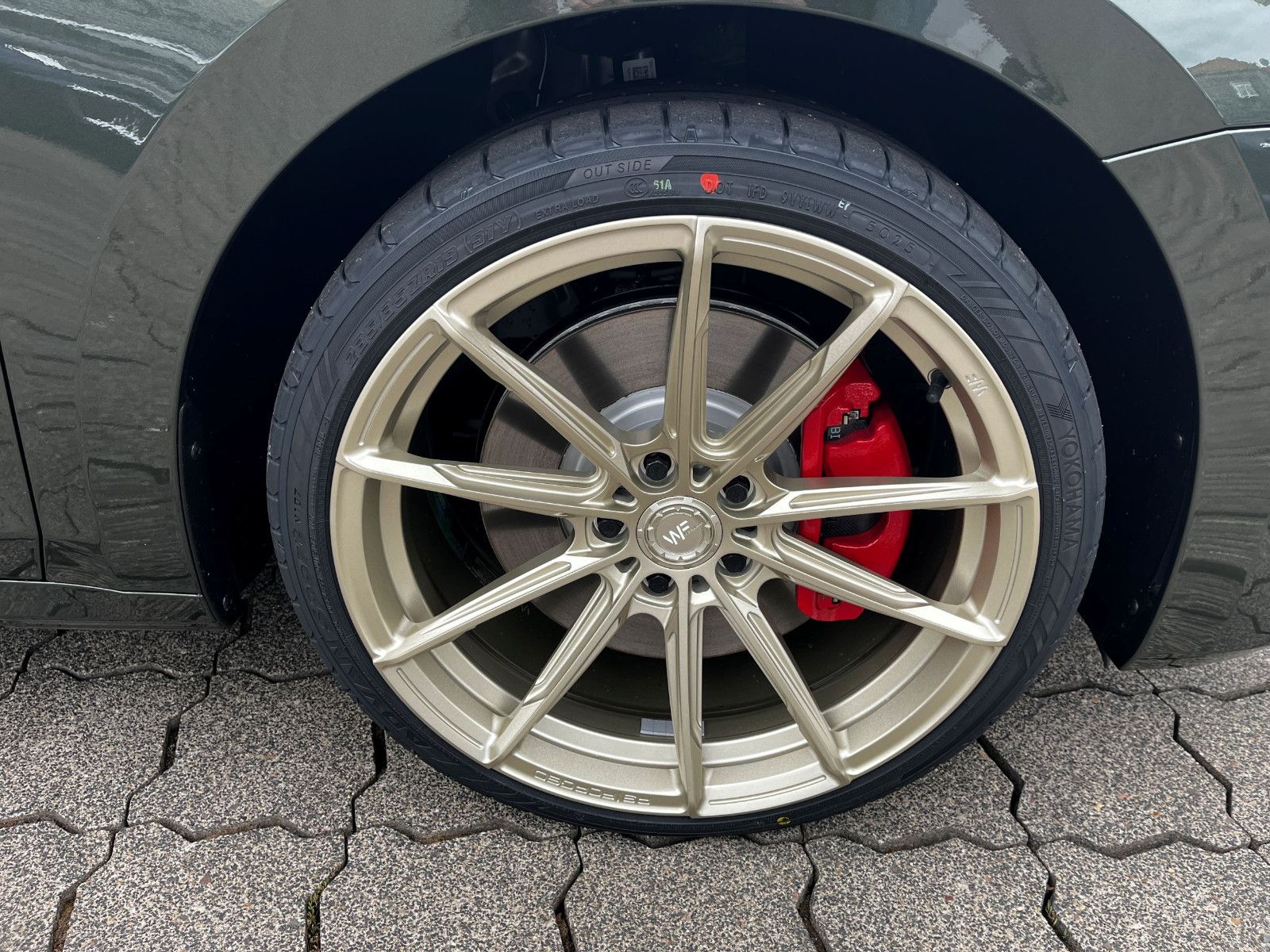 Fahrzeugabbildung SKODA Octavia Combi 2.0 TSI 239kW RS ABT PAN KAM 19"