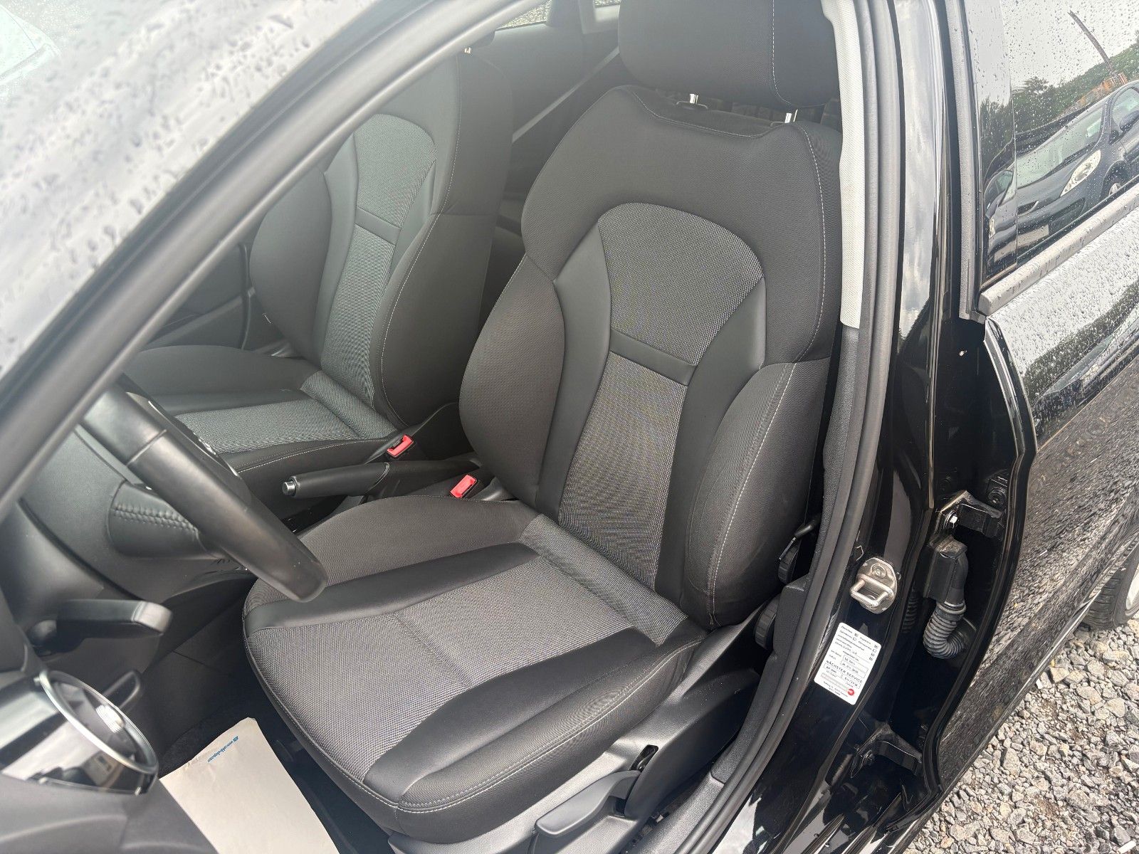 Fahrzeugabbildung Audi A1 1.4 TSI SPBK S LINE edition Navi Xenon SPORTP