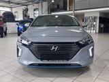 Hyundai IONIQ Style Plug-In Hybrid - Hyundai IONIQ