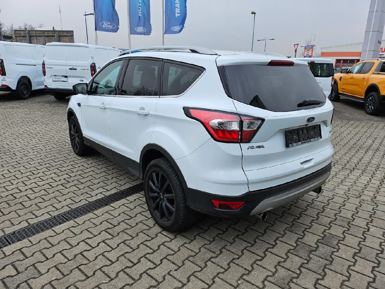 Fahrzeugabbildung Ford Kuga Titanium