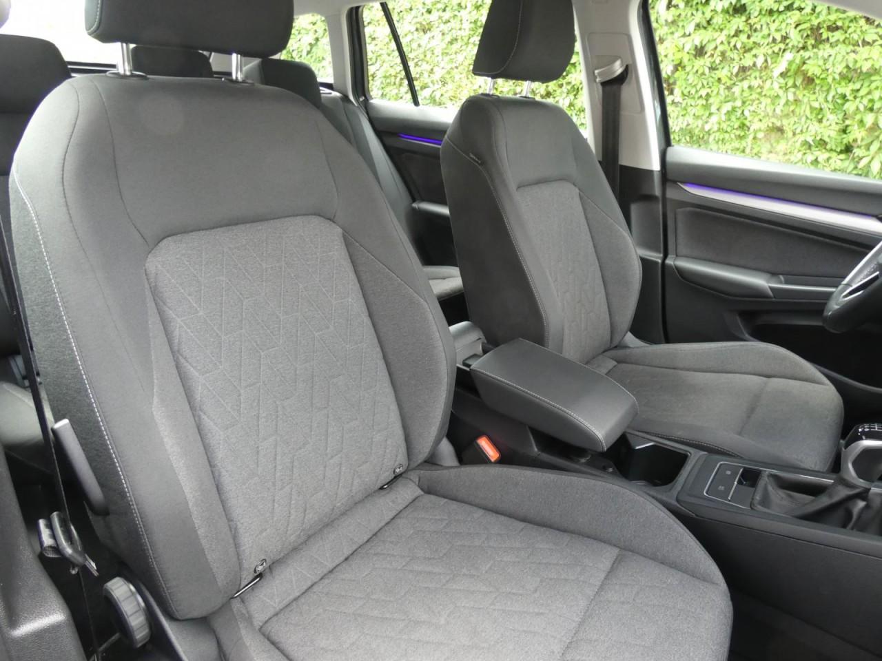 Volkswagen Golf VIII Variant 2.0 TDI Life LED AHK PDC ACC A, миниатюра 4