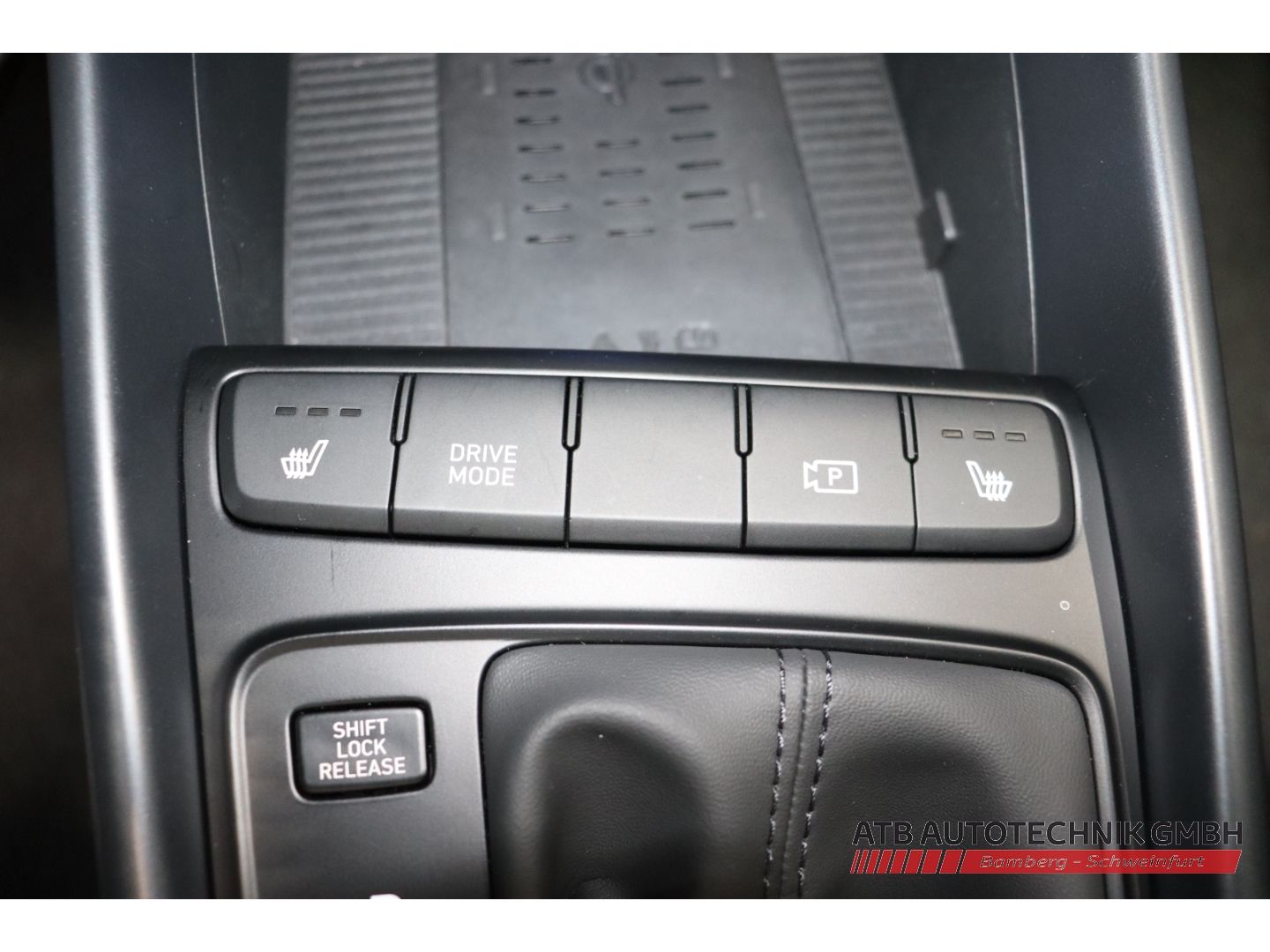 Fahrzeugabbildung Hyundai BAYON Trend 1.0 T-GDi DCT Navi LED Apple CarPlay