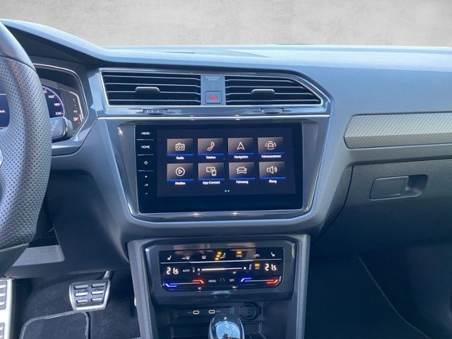 Tiguan R-Line 2.0 TDI DSG AHK*Navi*Kamera