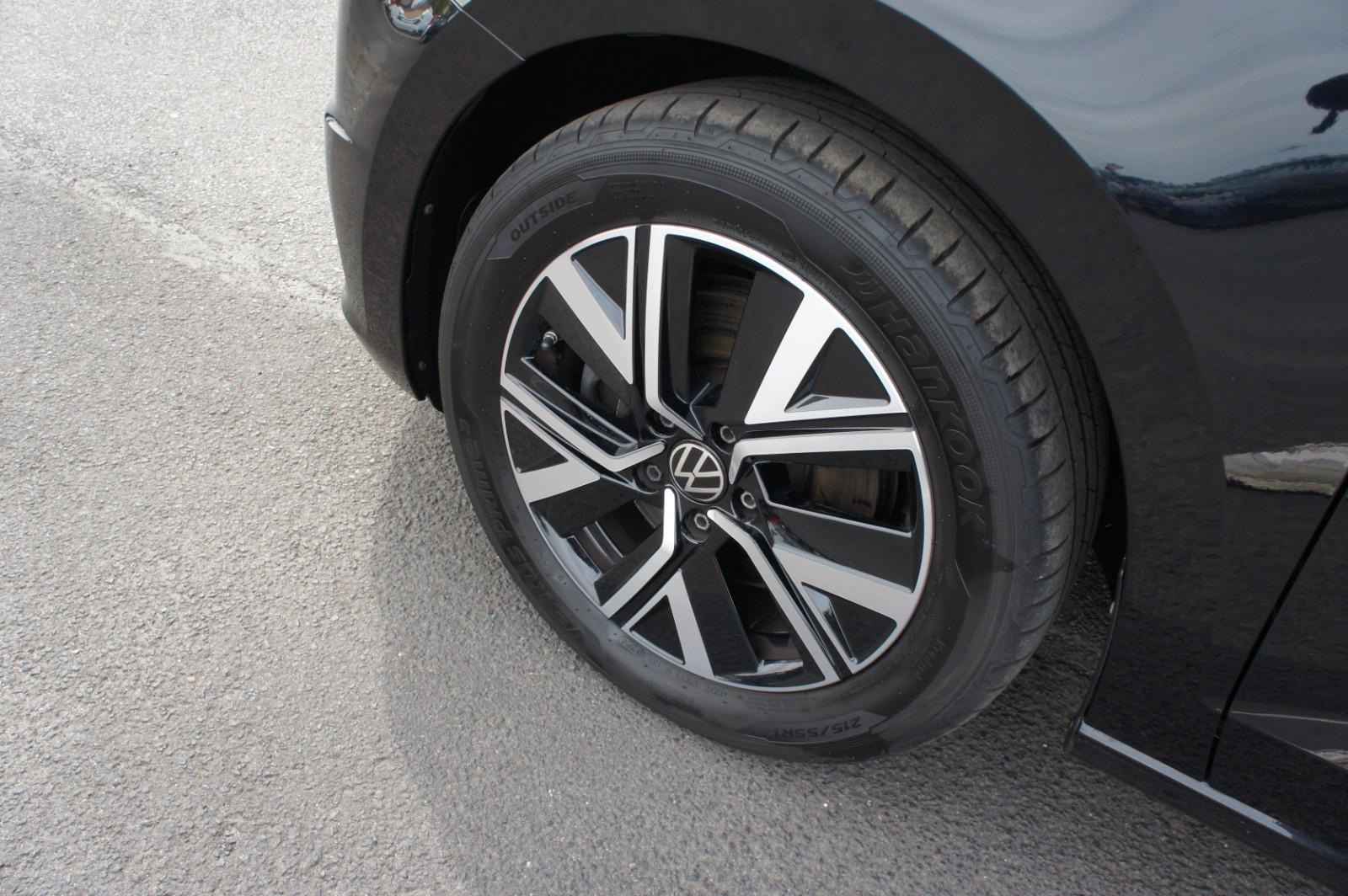 Volkswagen Touran Highline *ACC*AHK*PANO*STDHZG*KAM*MASSAGE, миниатюра 13