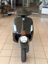 Vespa GTV 300 Schwarz Deutsches Modell - VESPA 300