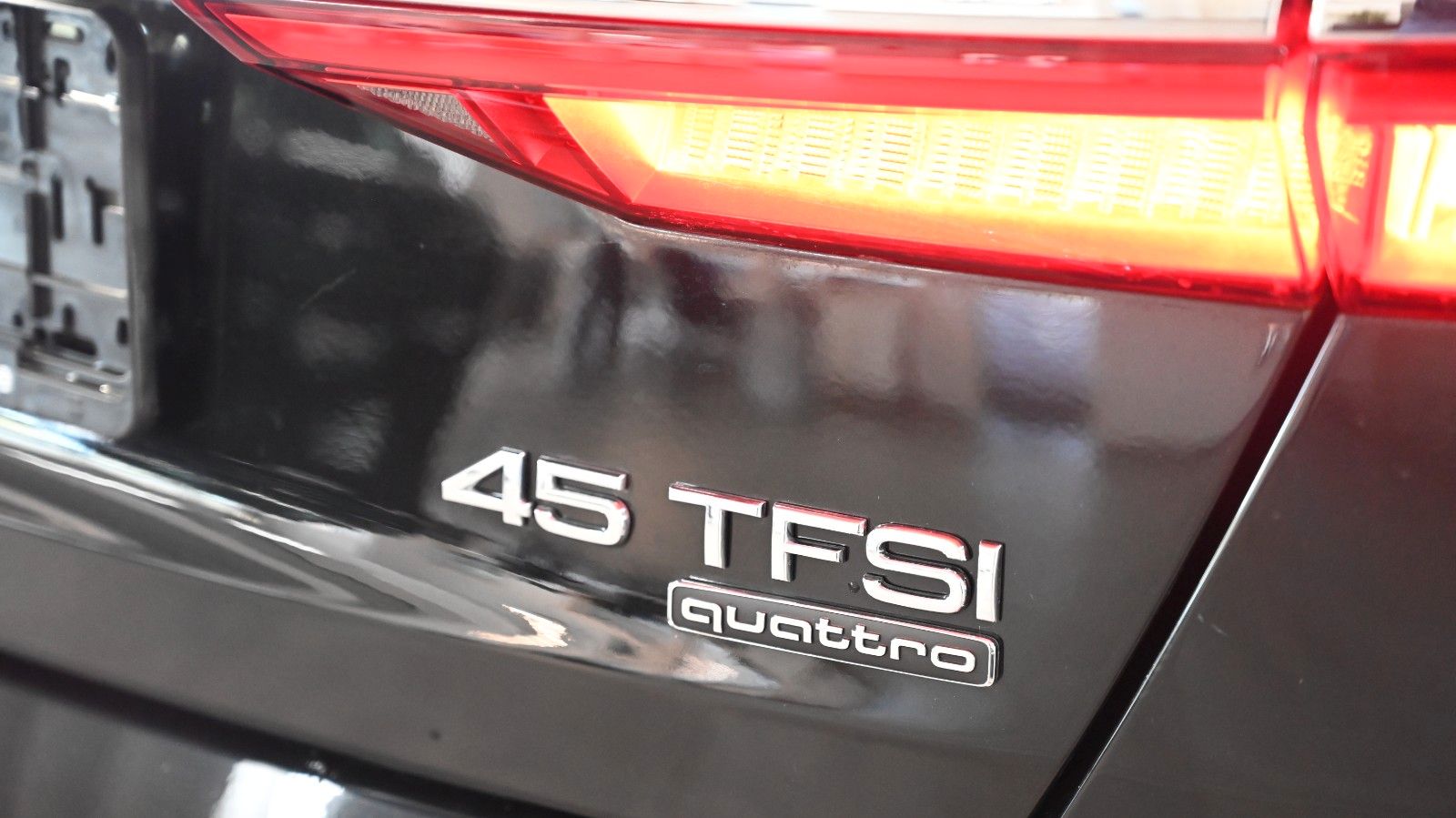 Audi A6 Lim. 45 TFSI quattro design HUD STANDHZG foto 25