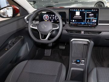 Volkswagen T-Roc - 4