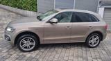 Audi Q5 3.2 FSI S tronic quattro - - Audi Q5 mit Benzin-Antrieb: 3.2