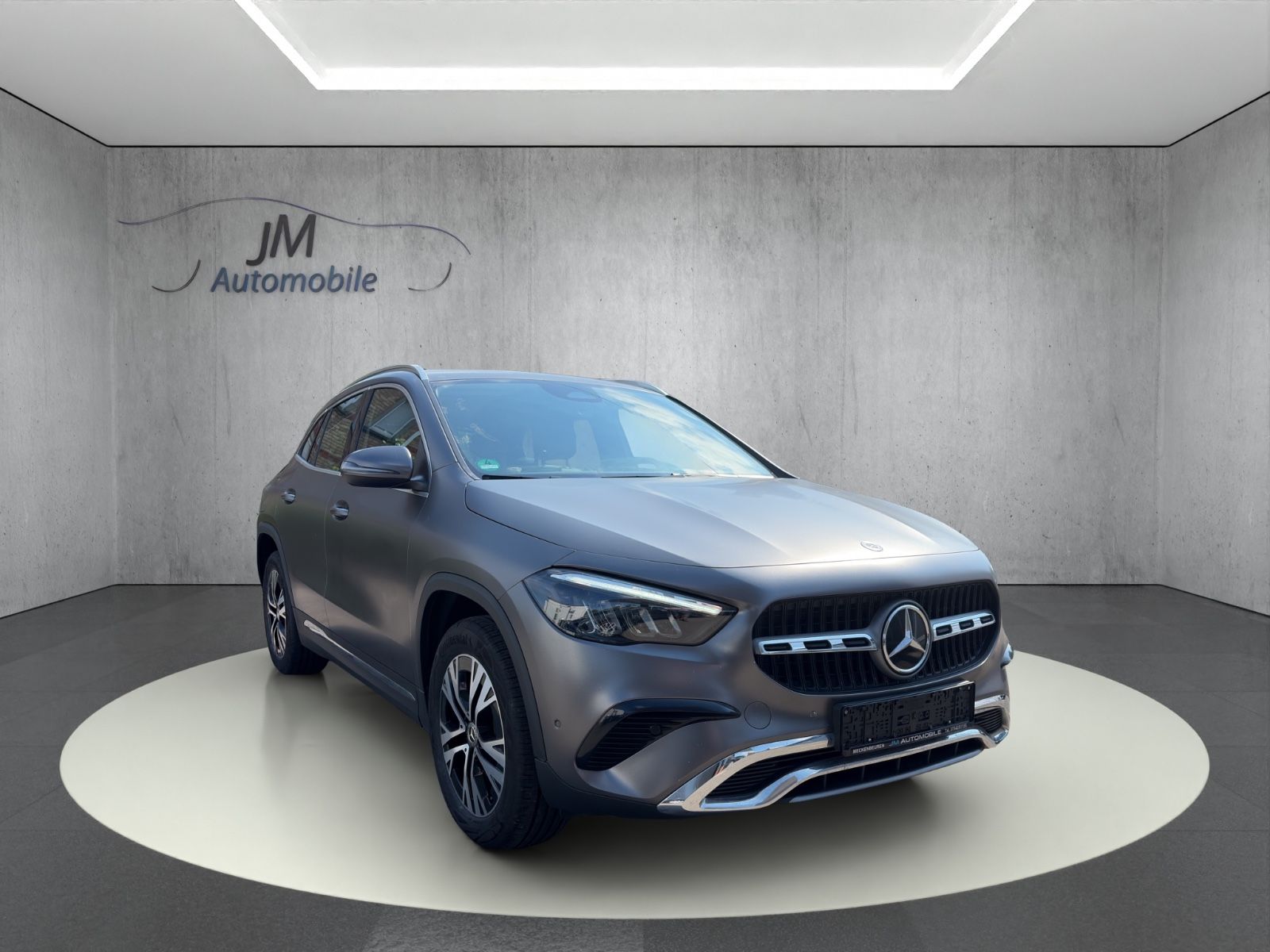 MERCEDES-BENZ GLA 250 e
