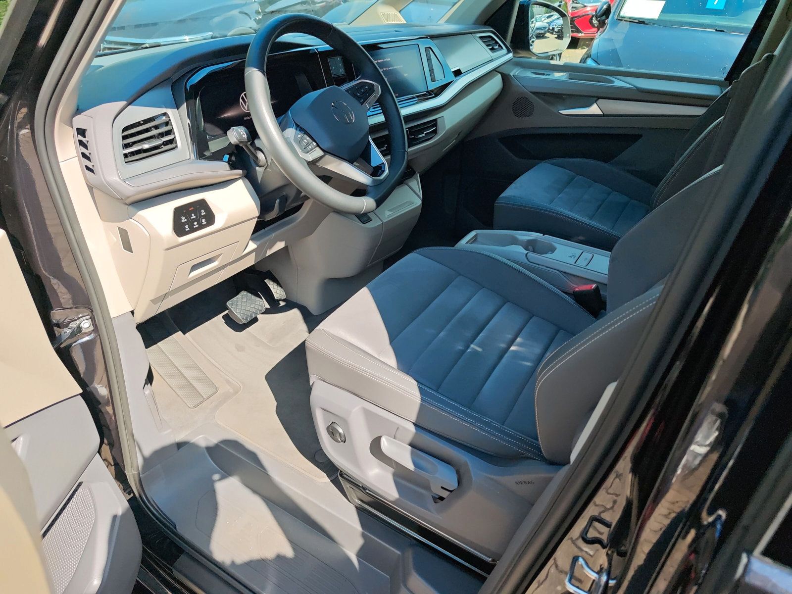 T7 Multivan Life Lang 7S TDi DSG Navi Standh AZV