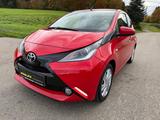 Toyota Aygo AYGO x-wave - Toyota Aygo (X): Rot