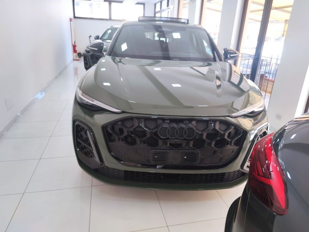 Audi Q5 40 2.0 tdi mhev 12V Identity Black quatt
