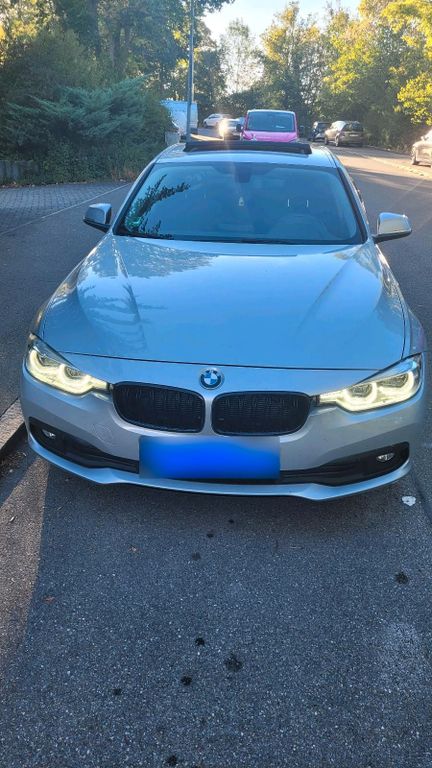 Image of BMW 320