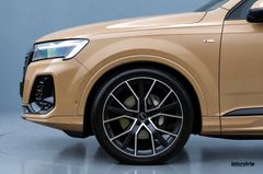 Audi Q7 – 7 / 30