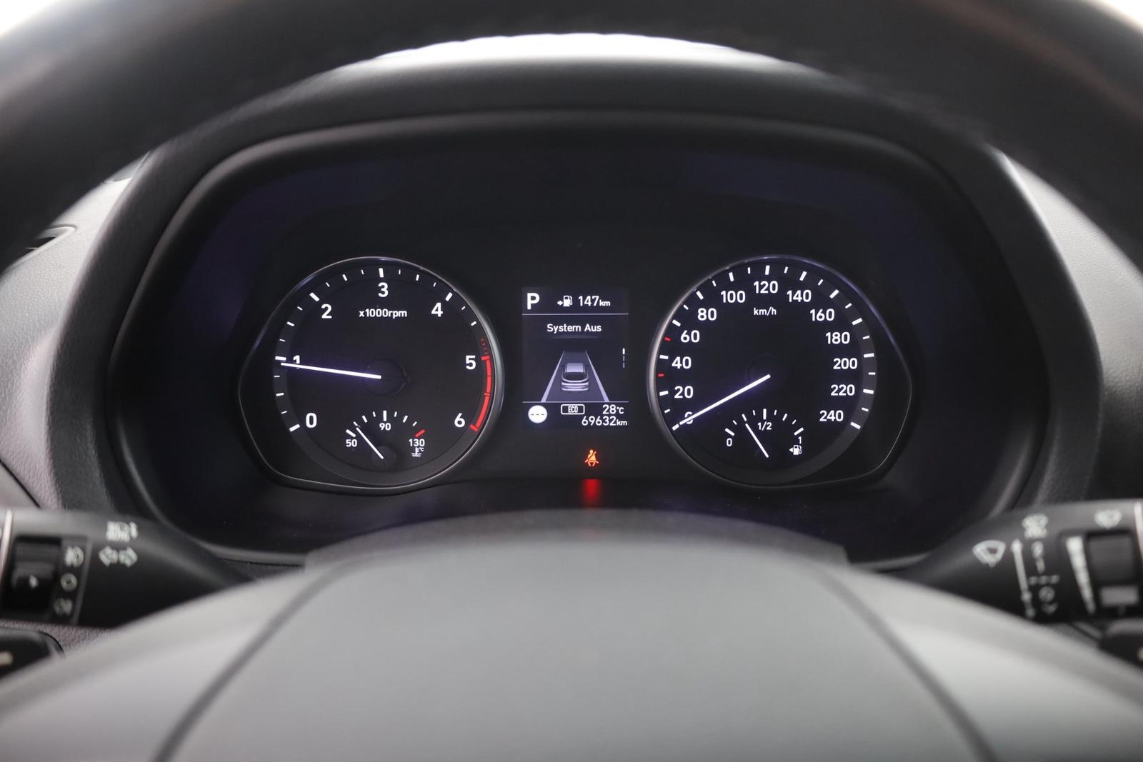 Hyundai i30 1.6 CRDi Aut. Navi Sitzheizung Kamera
