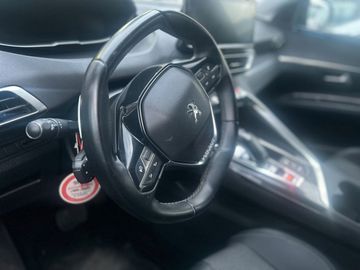 Peugeot 3008 - 8
