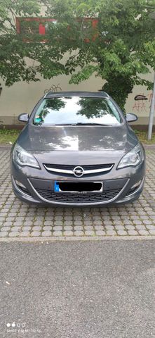 Opel Astra J