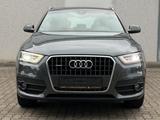 Audi Q3 2.0 TFSI quattro S.Line-S.Heft-Spur.A-Tot.W- - Audi Q3 mit Benzin-Antrieb: Geländewagen