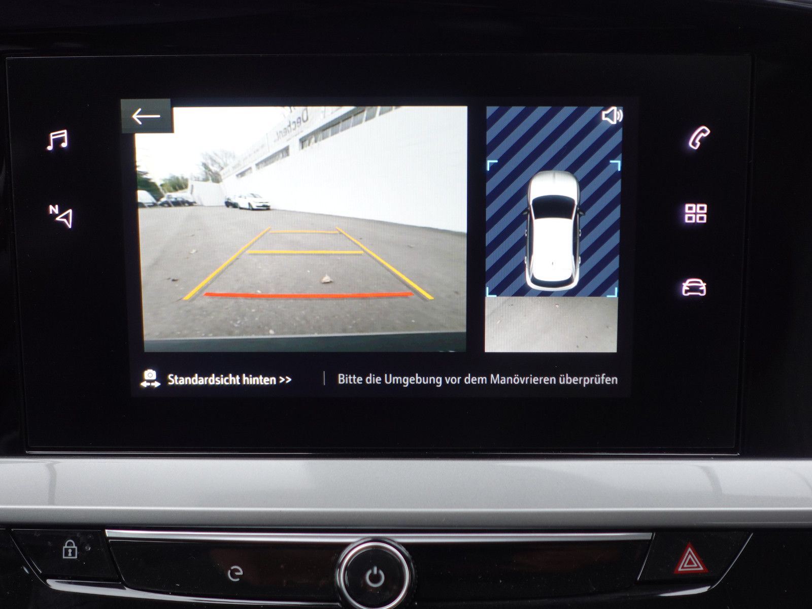 Fahrzeugabbildung Opel Mokka Elegance Electric 11kWOnBoard-Charger Navi