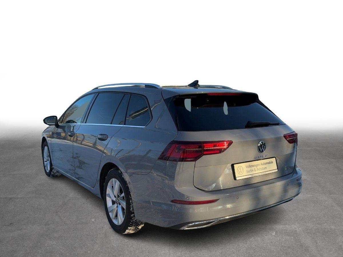 Volkswagen Golf VIII 2.0 TSI DSG Style Pano Navi LED SHZ