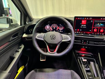 Volkswagen Golf VIII Lim. 2.0 TSI GTI Matrix19 ZollACC