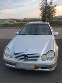 صورة 1 لـ 2001 Mercedes-BENZ C 180