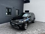 Jeep Grand Cherokee 3.0 CRD Overland/AHK - Jeep Grand Cherokee aus 2014 mit Diesel-Antrieb: Geländewagen
