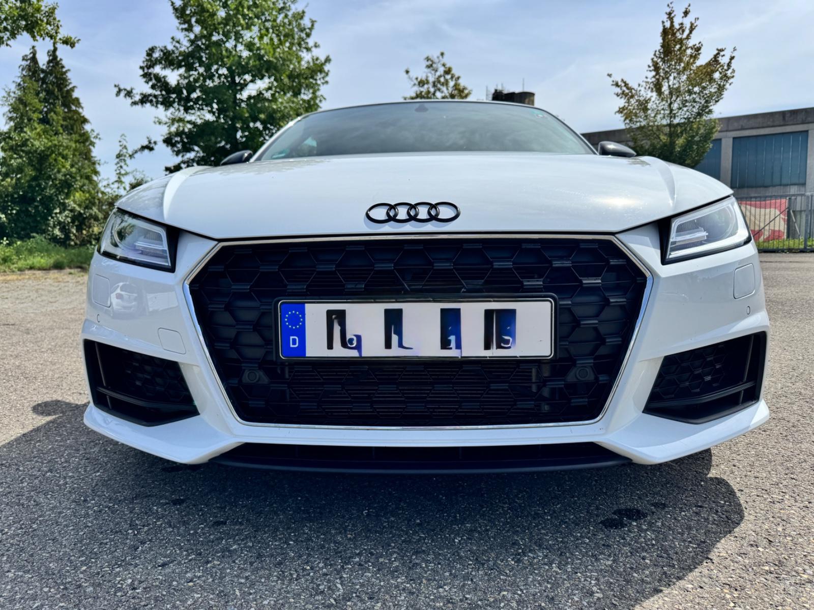 Audi TT 40 TFSI S tronic Roadster -