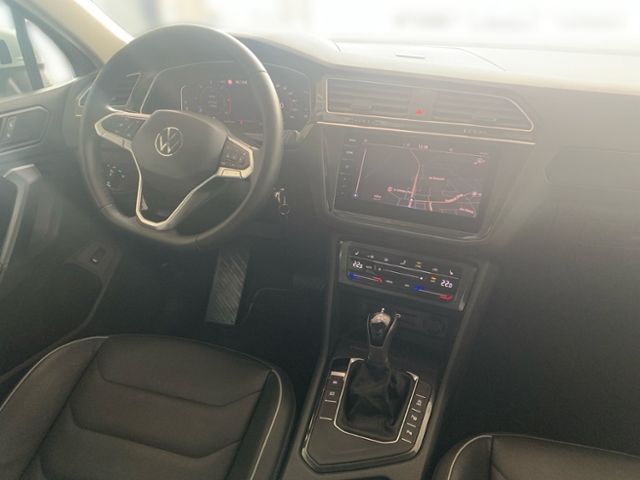 Fahrzeugabbildung Volkswagen Tiguan 2.0 TDI DSG Elegance 1.HAND LEDER NAVI IQ