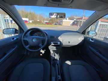 Fahrzeugabbildung SKODA Fabia 1.2 Combi*Klimaanlage*5-türig*ABS*AHK*