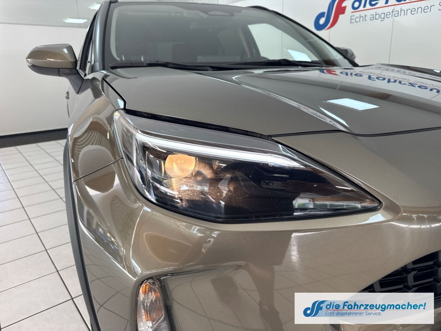 Fahrzeugabbildung Toyota Yaris Cross ACTIVE Hybrid DAB Spurhalteass. Fern