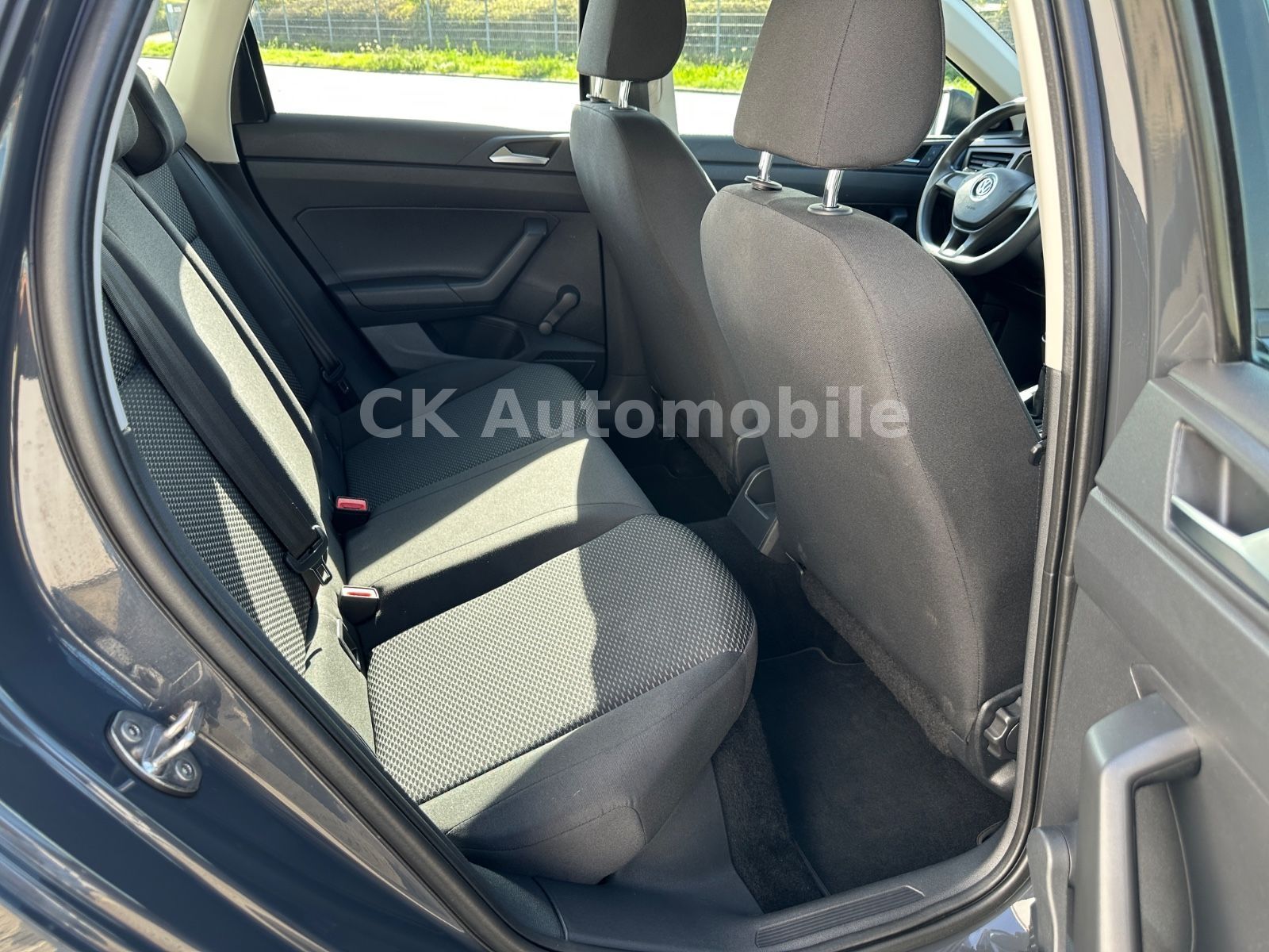 Fahrzeugabbildung Volkswagen Polo VI 1.6 TDi Trendline/Navi/Tempomat/SHZ