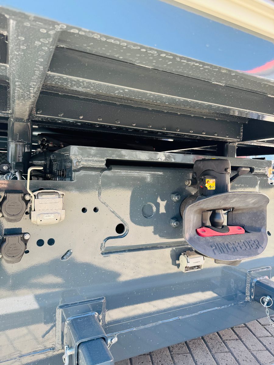 Fahrzeugabbildung Tatra 6x6x6 Phoenix Fassi F545RA.2.27 L214 V20