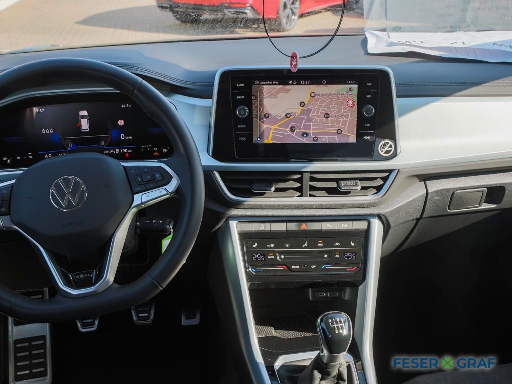 Volkswagen T-Roc - Bild 11