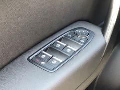 Fahrzeugabbildung Captur II Intens 1.3 TCe 140 EDC EU6d Schiebedac
