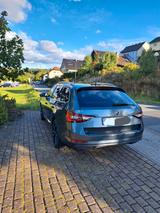 Skoda Superb 2.0 TDI SCR 140kW Style Combi Style - Skoda Superb aus 2016 mit Diesel-Antrieb: Kombi, 2.0