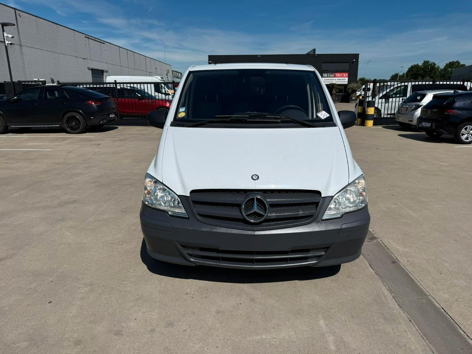 Mercedes-Benz Vito 113 (Stock ID 00463)