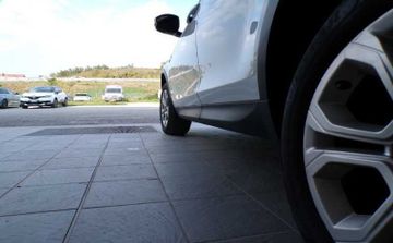 Land-Rover Discovery Sport - 7