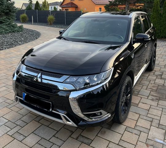 Mitsubishi Outlander 2.4 PLUG-IN HYBRID 4WD Plus Spirit 