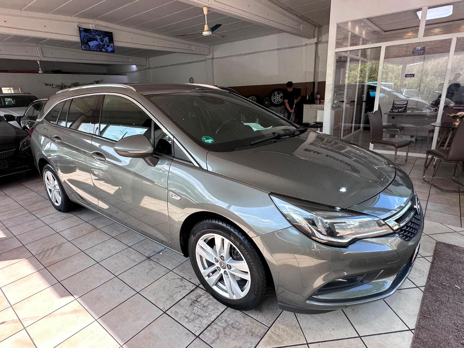 Opel Astra K Sports 1.4 AutoTourer Dynamic Start/Stop