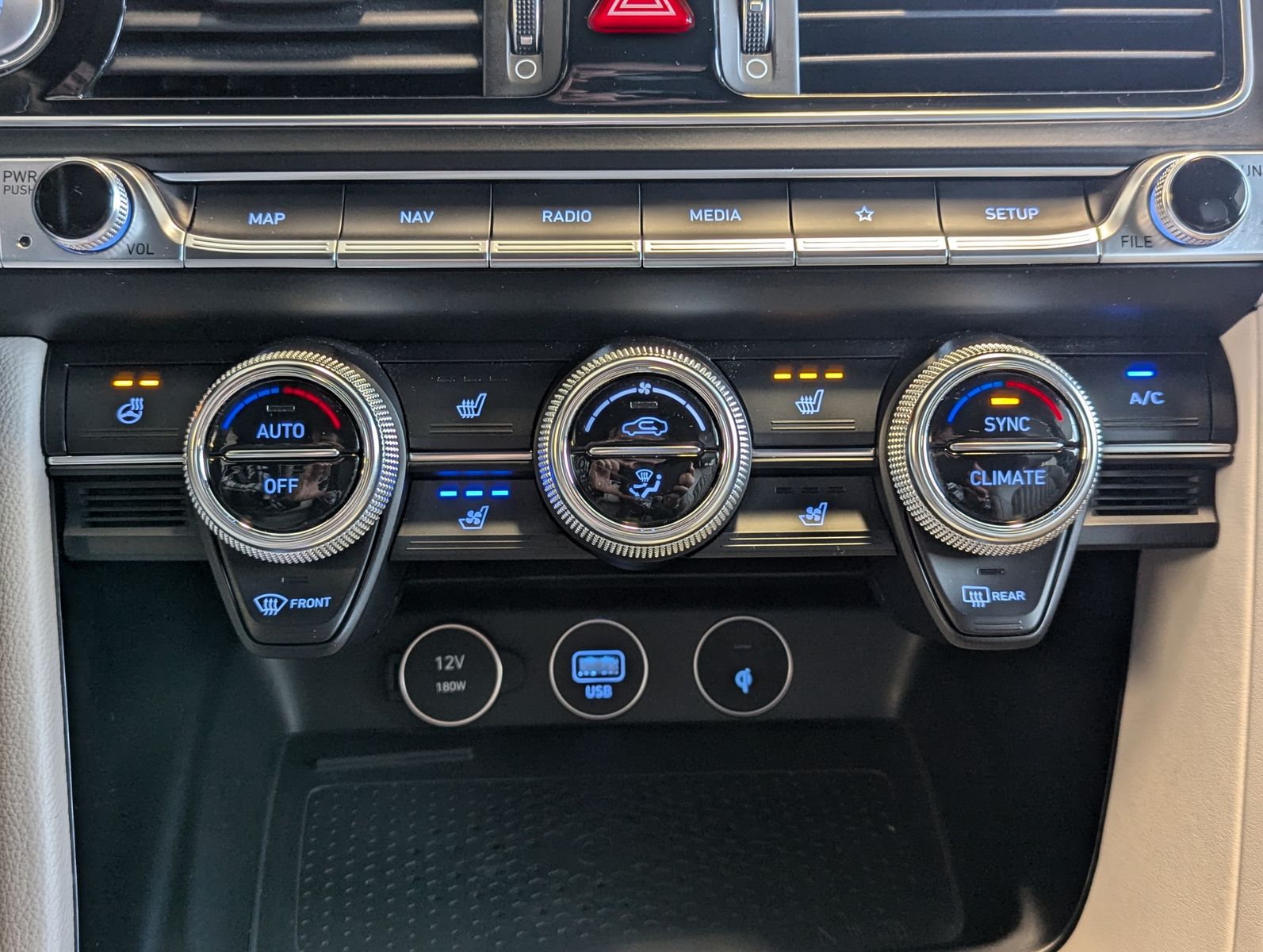 GENESIS G70 SB 2.2D Sport Lexicon 360° HUD Komfort-Paket - Image 21