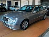Mercedes-Benz E 240 Avantgarde *60-TKM* XENON/GSD/SHZ/NAVI/PDC - Mercedes-Benz E 240: T