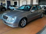 Mercedes-Benz E 240 Avantgarde *60-TKM* XENON/GSD/SHZ/NAVI/PDC - Mercedes-Benz E 240 aus 2005