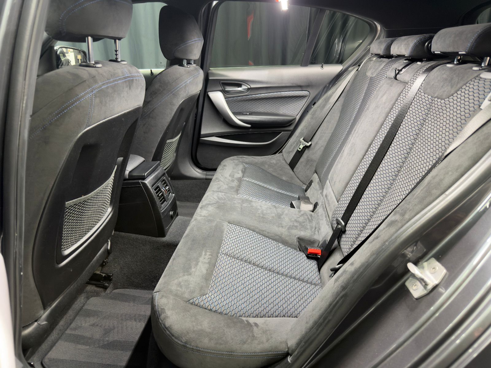 Fahrzeugabbildung BMW M140i xDrive Special Edition |LED|DEUTSCHES FZG