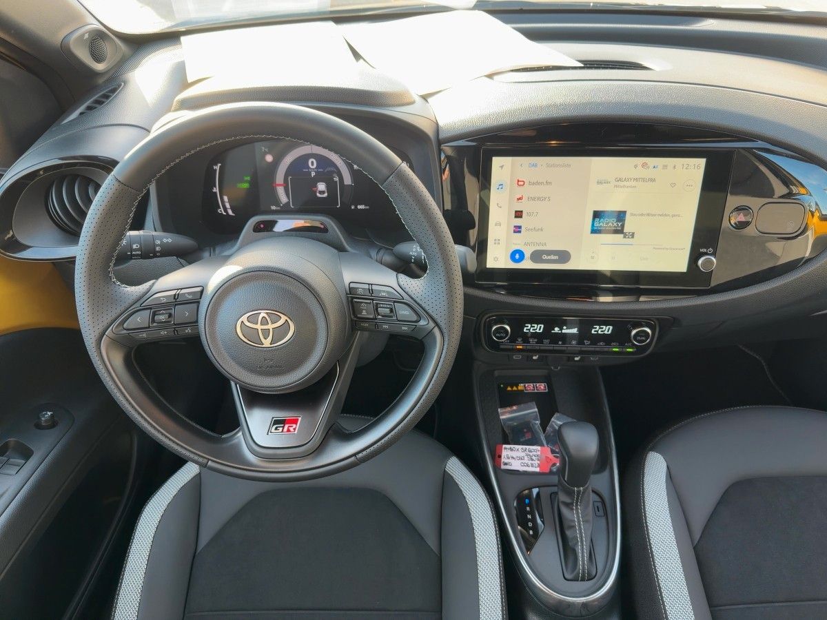Fahrzeugabbildung Toyota Aygo (X) GR SPORT 1,5 Hybrid 116 PS Faltdach+JBL