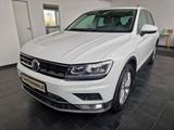 Volkswagen Tiguan Highline BMT/4Motion*PANO*ACC*1 HAND*NAVI - Gebrauchtwagen in Villingen-Schwenningen