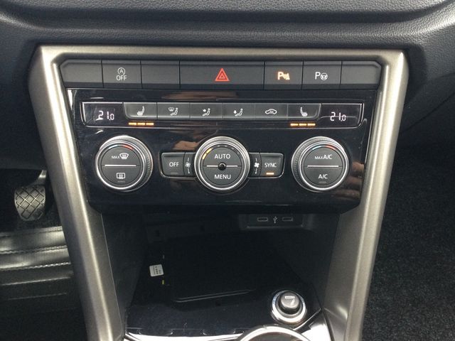 T-Roc 1.5 TSI Style KLIMA PDC SHZ NAVI ACC LED