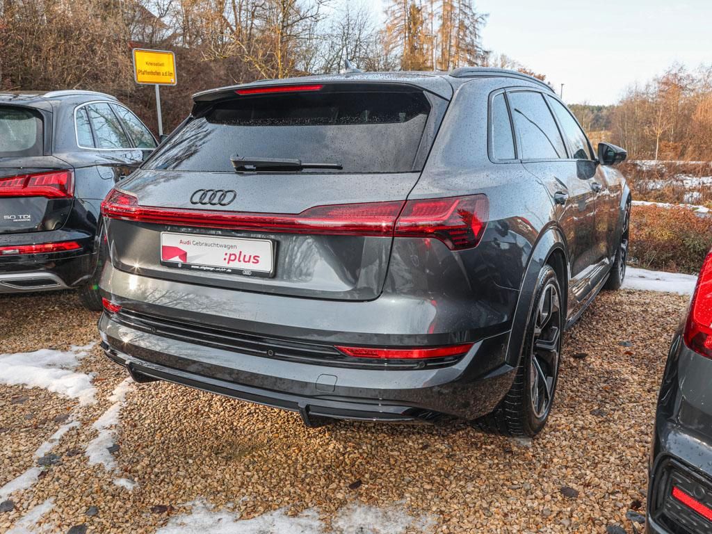Audi e-tron - Bild 2