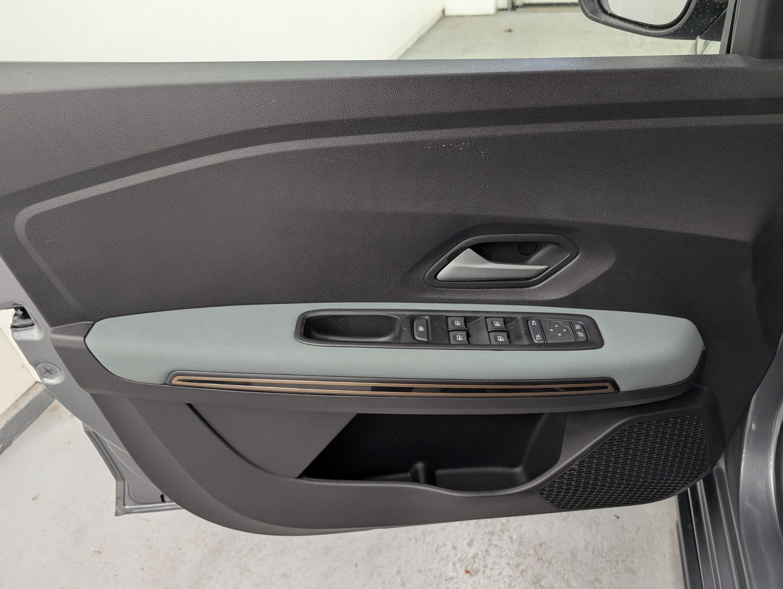 DACIA Sandero Stepway Extreme Eco-G 120 Benzin/Gas – Bild 36